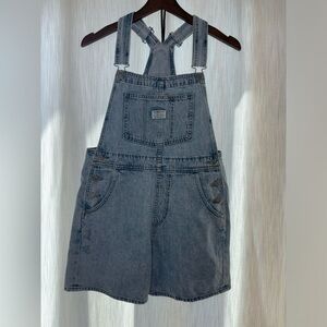 Levi’s Overalls